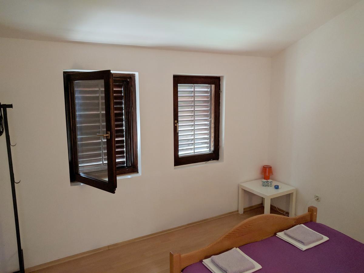 Apartmani Anja Sveta Nedelja  Exterior foto